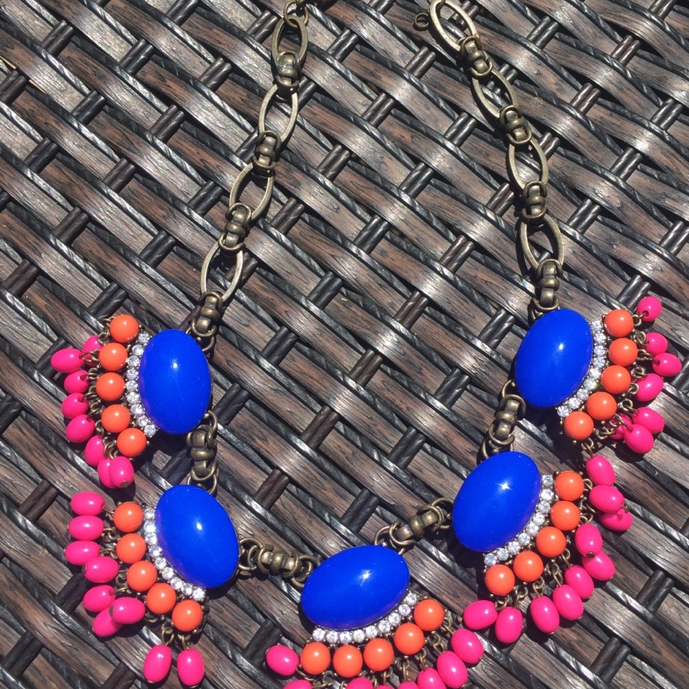 🚨FLASH SALE🚨J.Crew inspired Fan Fringe Necklace - Picture 2 of 3